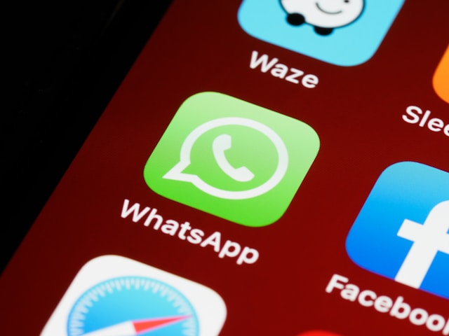 mensagem automática WhatsApp